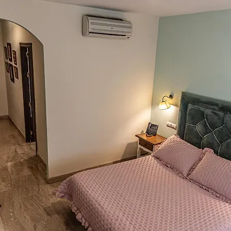 Rosas Hotel Priego de Córdoba