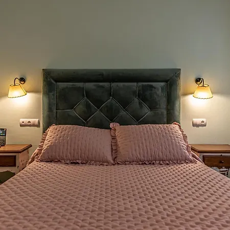 Rosas Hotel Priego de Córdoba